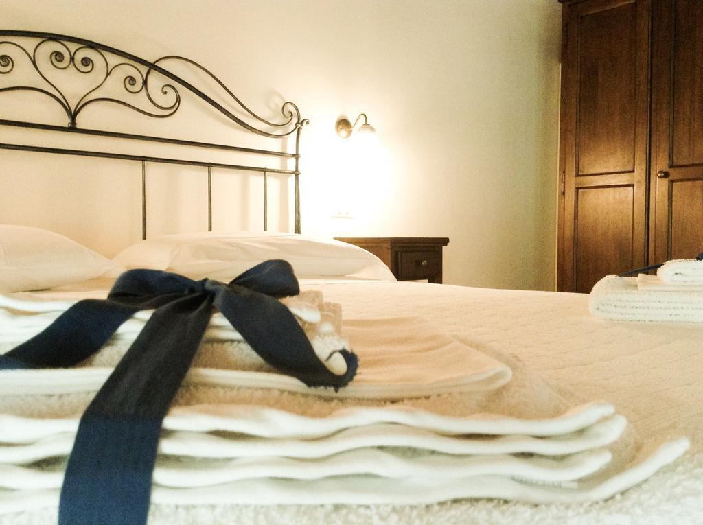 Hotel Agriturismo Anna Caterina Castelnuovo del Garda Pokoj fotografie